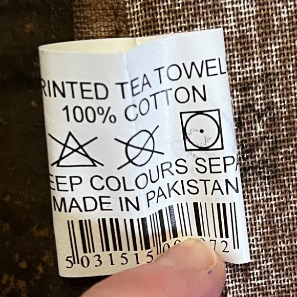 Vintage NWT Welsh Hand-Carved Lovespoon & 100% Cotton Printed Tea Towel Set - Picture 8 of 10